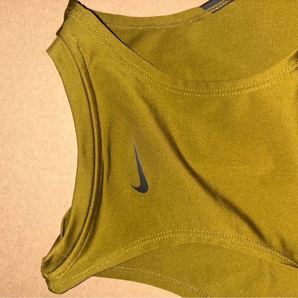 3 Nike crop tops shirt size small - Picture 3 of 11
